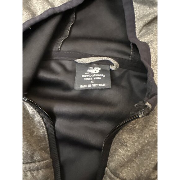 New Balance Mens Hooded Pullover Jacket Size S Gray Quilted Design 1/4 Zip Light - Picture 2 of 7